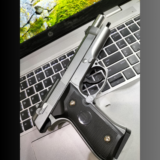 01 -Pietro Beretta 9mm Airsoft Gun Made in Italy – M92
