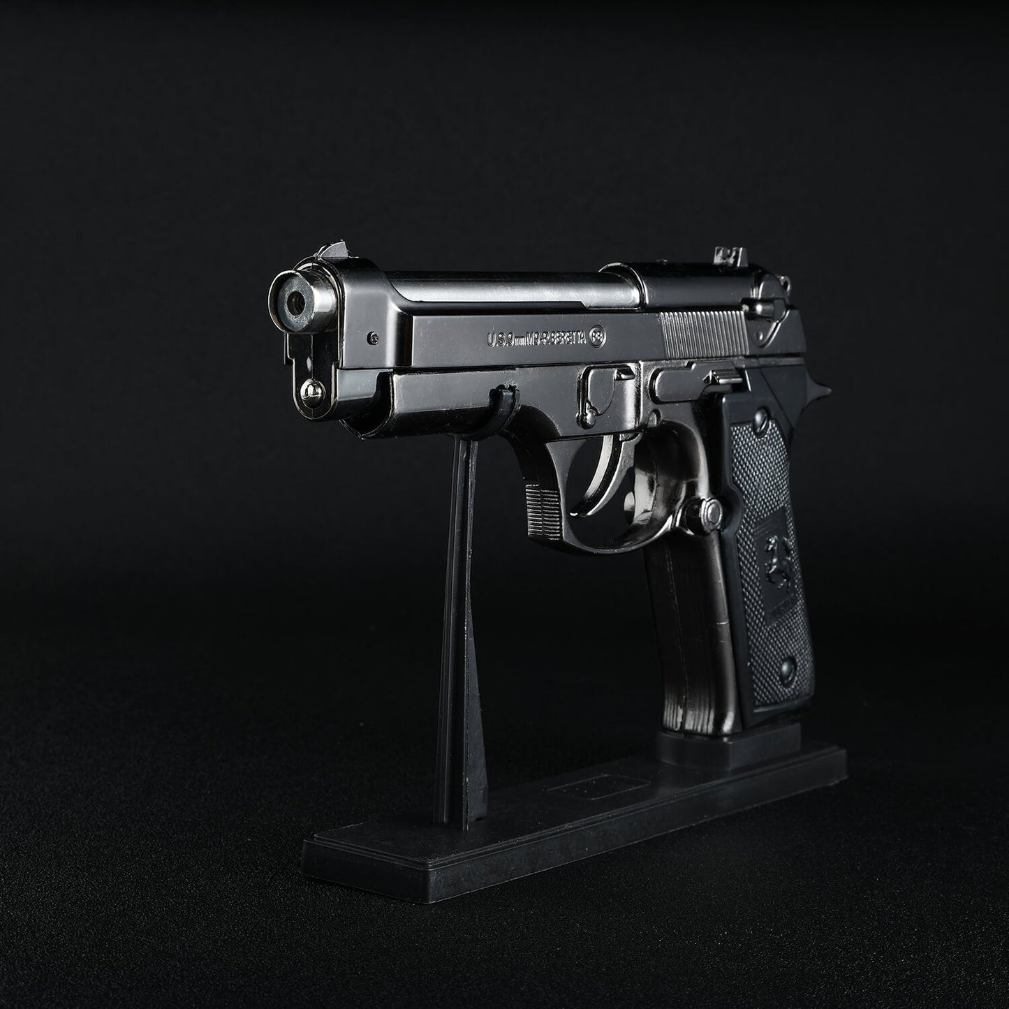 1 - Beretta 9mm Gun Lighter