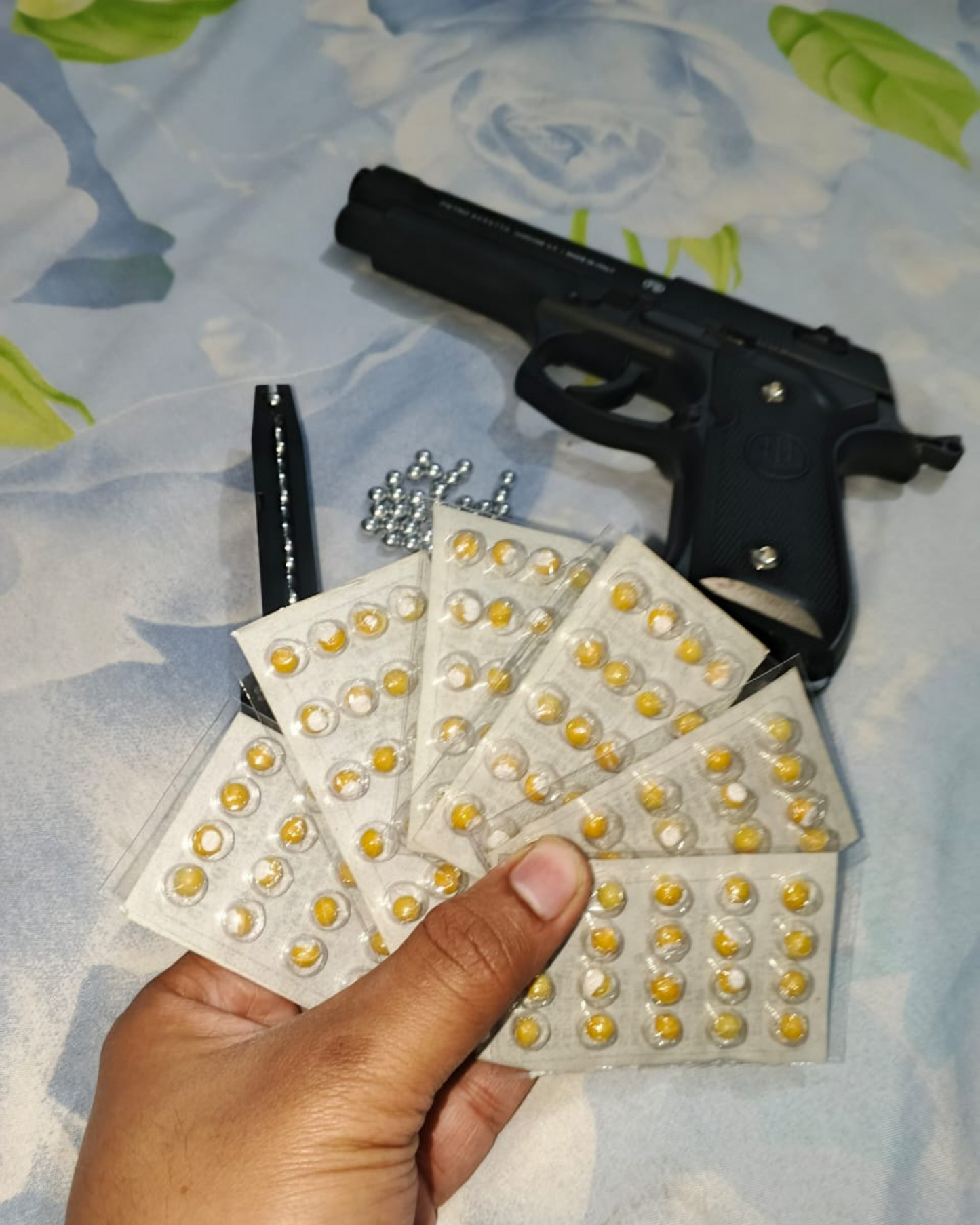 1 - Beretta 9mm Airsoft Gun Made in Italy – M92 Black Edition